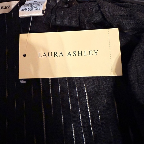 NWT Laura Ashley Women’s Full Zipper Jet Black Polyester Textured Sz M Jacket - Picture 8 of 15